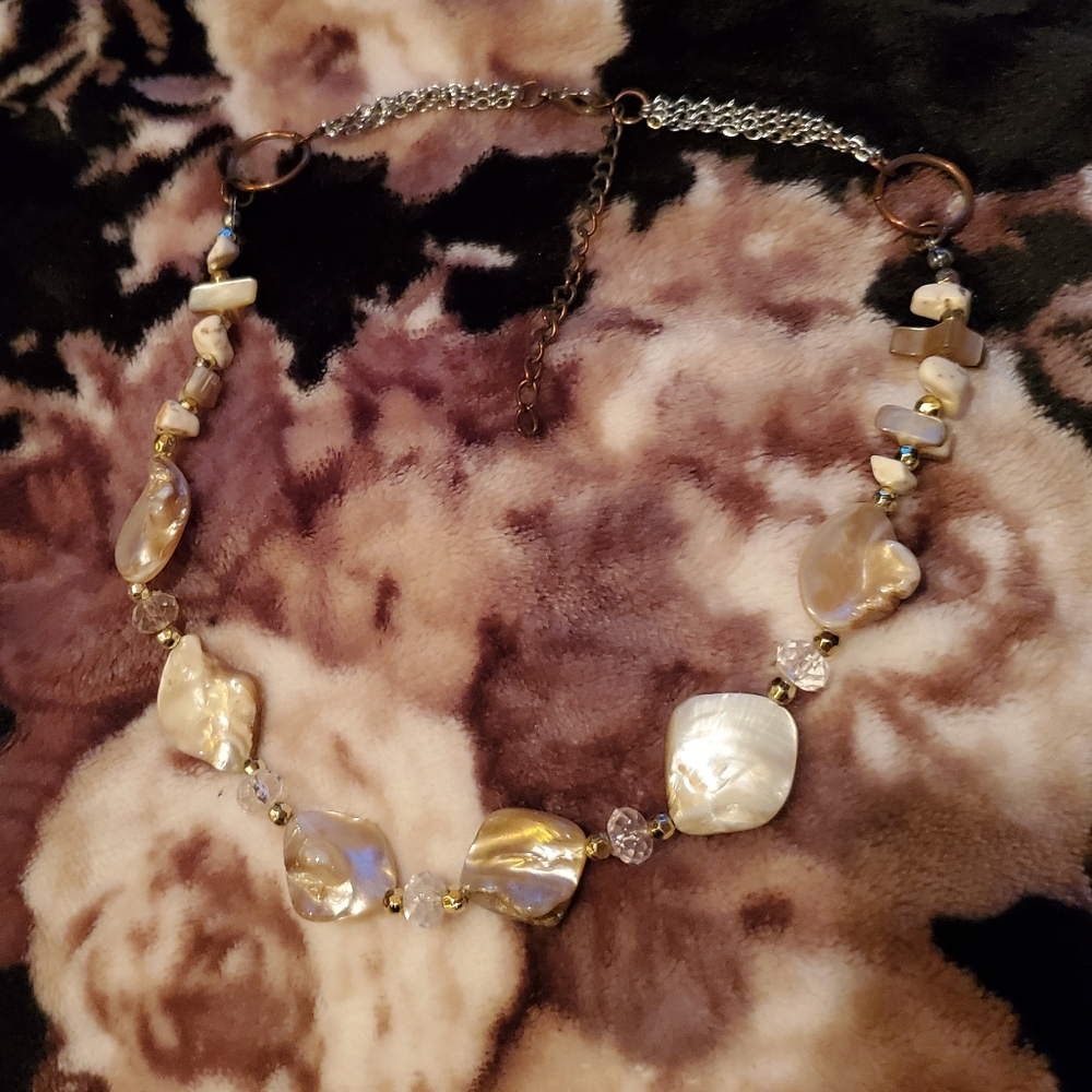 Crystals & Shells Beachy Romance Necklace